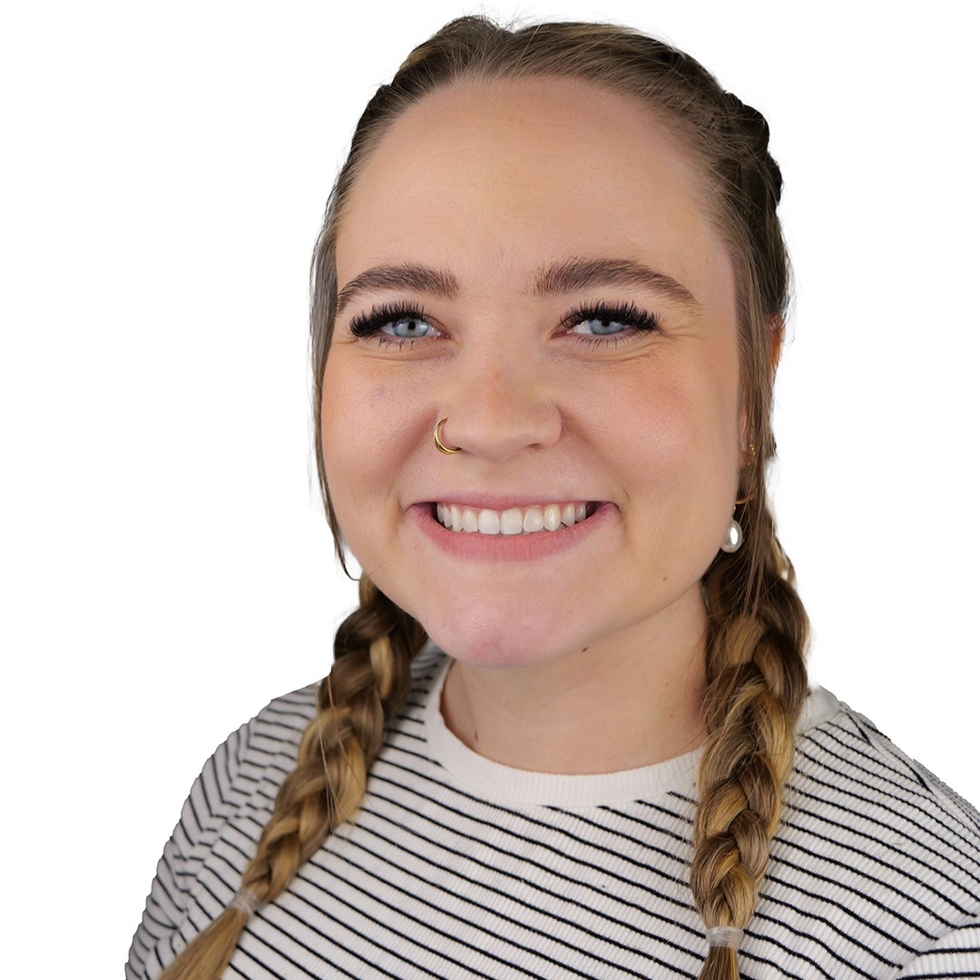 sarah dews, dental hygienist